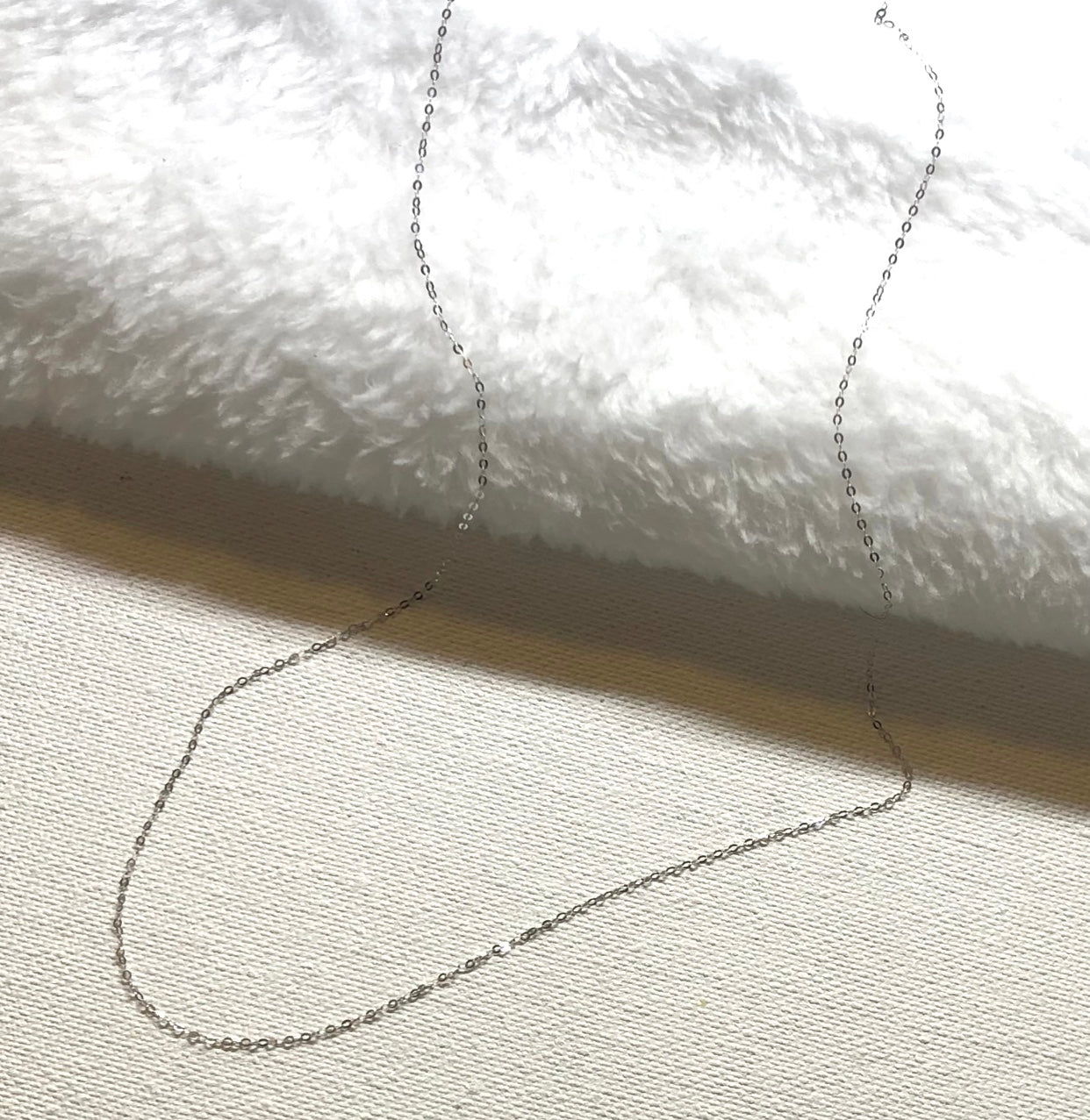 18K White Gold O Link Chain Necklace