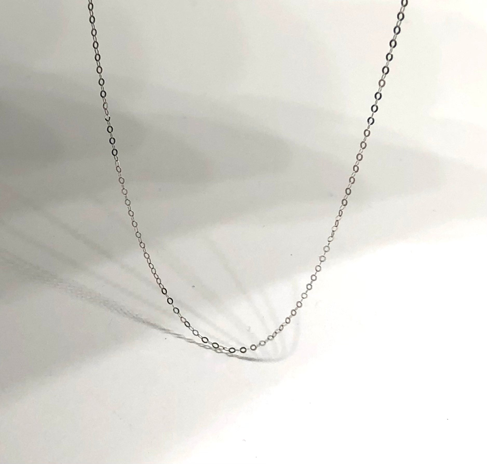 18K White Gold O Link Chain Necklace